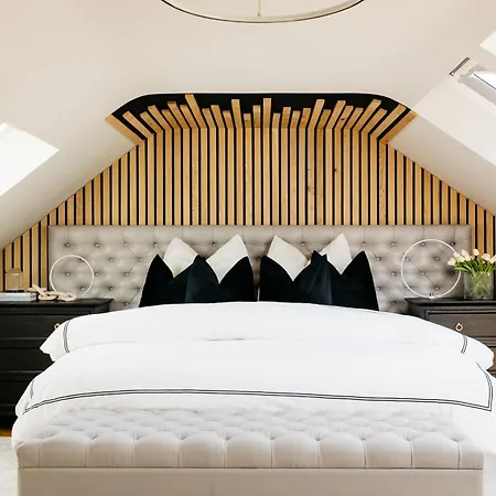 The Edgewater - Riverside