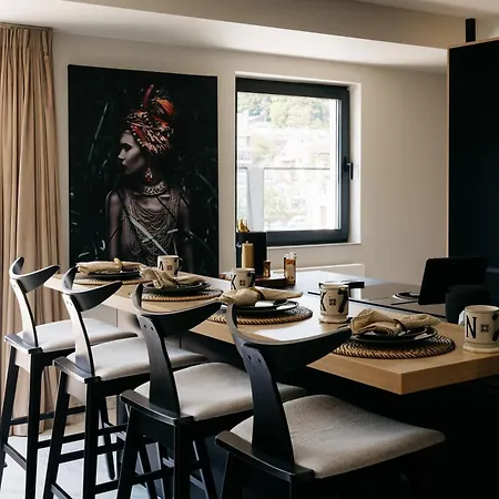 The Edgewater - Riverside Apartment Namur